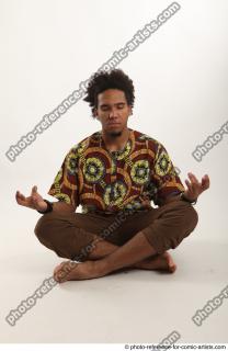 01 2018 01 GARSON AFRICAN SITTING POSE MEDITATION